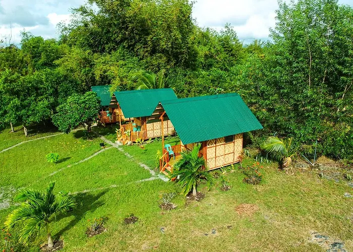 Acres Village Moalboal