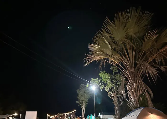 Campsite Acres Village *